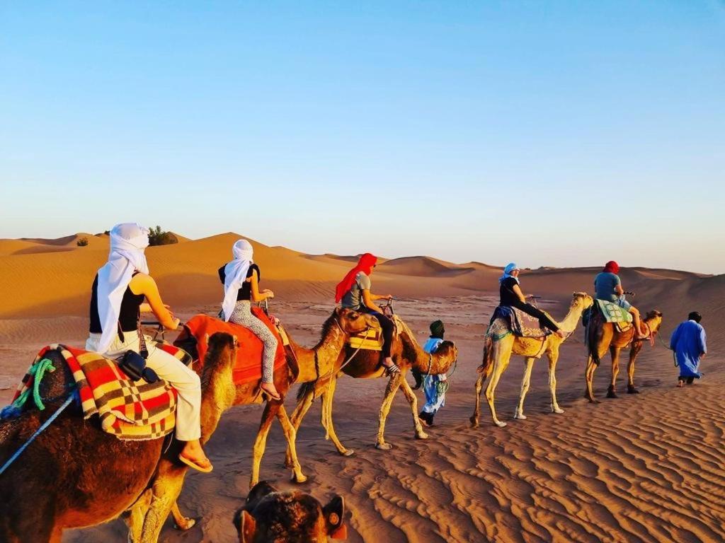 Desert Bivouac Mhamid M'Hamid Eksteriør billede